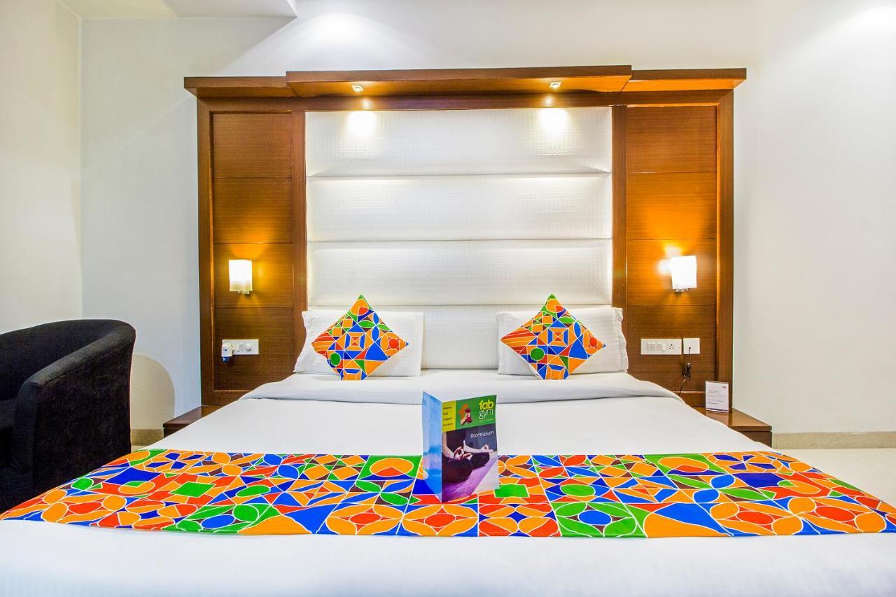 Fabhotel Star Delhi Airport Нью-Делі Екстер'єр фото